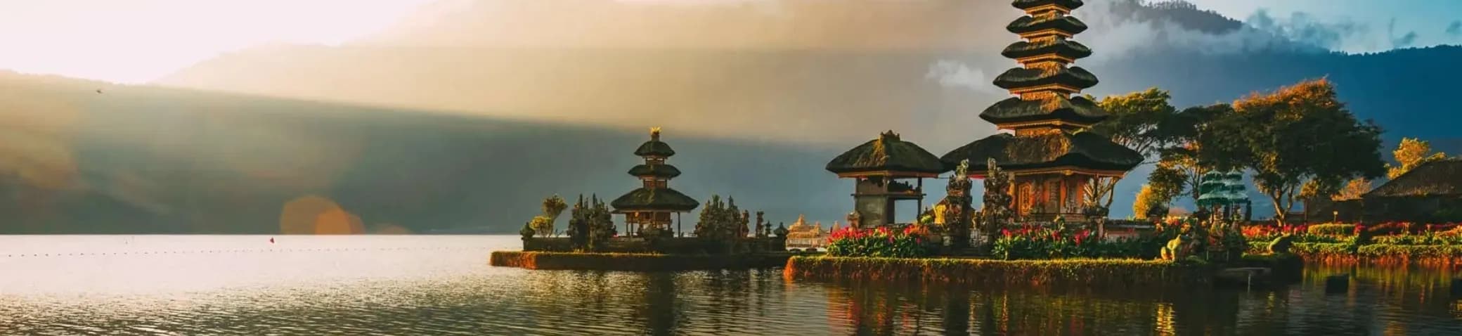 Beautiful landscape of इंडोनेशिया – Explore with Gohub