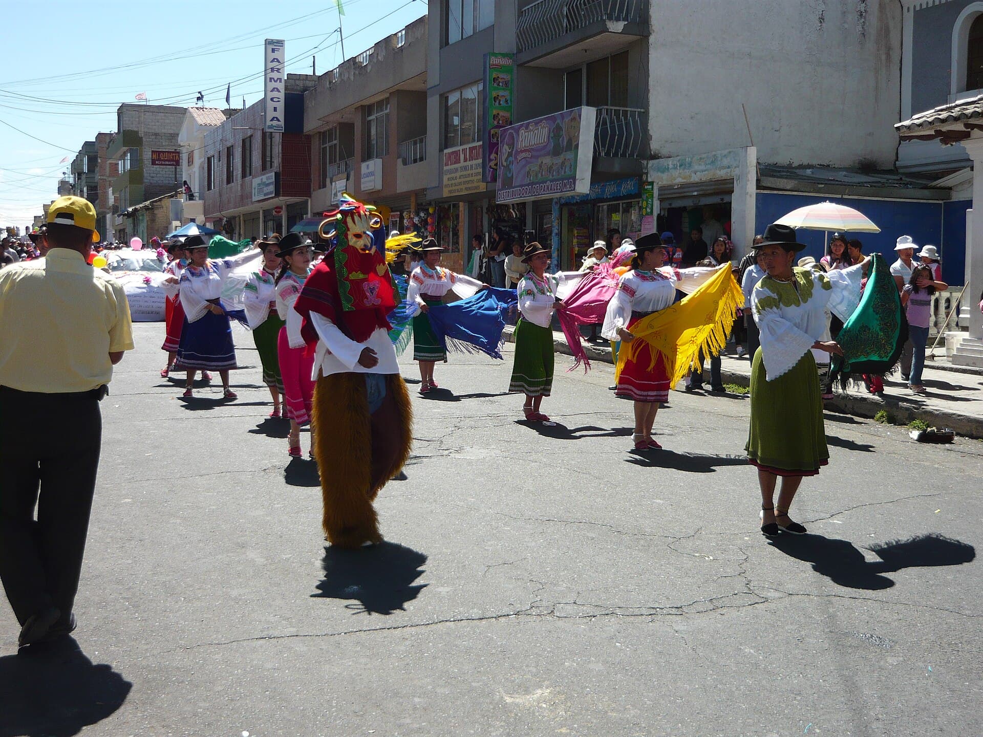 Plaza Foch in La Mariscal, Quito, with its bars and restaurants
