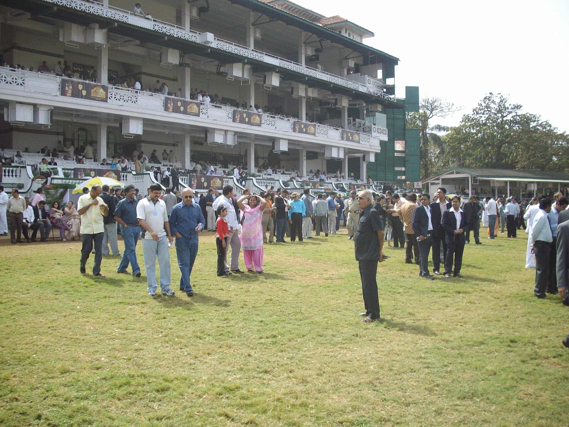 The Mahalaxmi Racecourse main grandstand from the Keshavrao Khadye Marg side