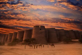 Pakistan Travel Guide: Must-Visit Destinations & Tips 2025