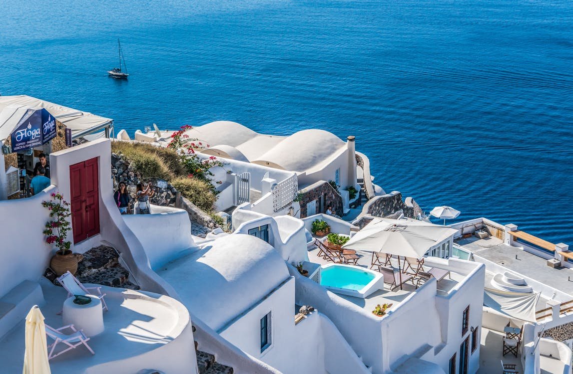 Luxury hotel in Santorini with infinity pool and stunning caldera views