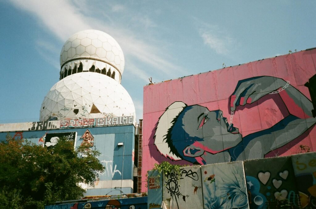 Street Art Scenes in Berlin